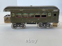 Vintage Pre-War LIONEL TRAIN SET NY Central Lines 33 Engine +Lionel 517 Caboose+