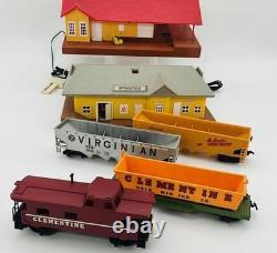 Vintage TYCO HO Train Set Engines, Cars, Track, Buildings, Power Packs
