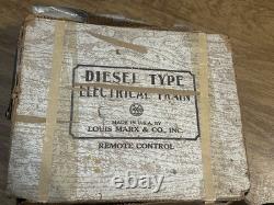 Vintage Train Set. 5 Car Set with Track. Made In The USA. Louis Marx & Co