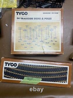 Vintage Tyco Train Set, Track, Power Pack, Trackside Accessories & More, Santa Fe