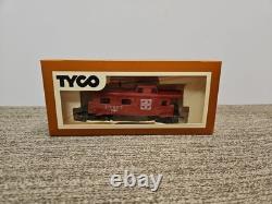 Vtg 1972 Tyco Train Set (Shifter Action Freight Set) In Excellent Condition