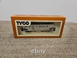 Vtg 1972 Tyco Train Set (Shifter Action Freight Set) In Excellent Condition
