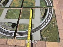 Vtg Ac Gilbert Co. 1964 (4) Piece Toy Train Railroad Track Layout Landscape Read
