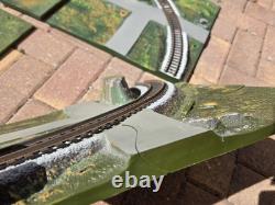 Vtg Ac Gilbert Co. 1964 (4) Piece Toy Train Railroad Track Layout Landscape Read