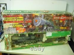 Vtg Bachmann Big Haulers Holiday Express Remote Control Train Set with Track