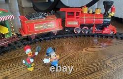 Walt Disney World Railroad Train Set With4 Disney Figure 12 Curve 6 Straight Track