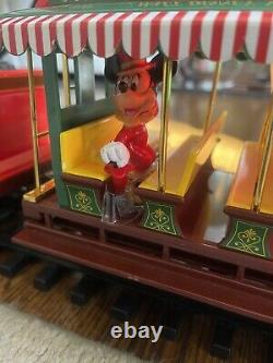 Walt Disney World Railroad Train Set With4 Disney Figure 12 Curve 6 Straight Track