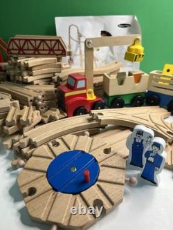 Wooden Train Railway Set 140+pcs Brio Compatible Track & Trains Melissa & Doug