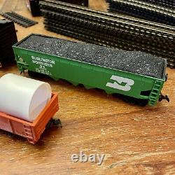 1974 Lionel Ho Scale 1480 Train Set B&o Gold Chessie Diesel And Crane Working