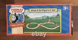 2008 Thomas et ses amis Ensemble de rails en bois Stop & Go en forme de 8, 24 pièces