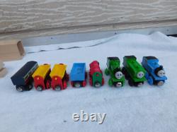 82 pc Lot de Vintage de Thomas le Train Ensemble de Pistes en Bois Magnétiques et Plus +++++