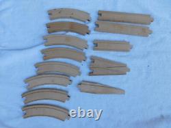 82 pc Lot de Vintage de Thomas le Train Ensemble de Pistes en Bois Magnétiques et Plus +++++