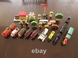 BORNELUND / THOMAS LE PETIT TRAIN / Ensemble de rails de train IKEA (100+ pièces)