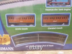 Bachmann 24028 Thomas Avec Annie & Clarabel Electric Train Set Avec E-z Track N