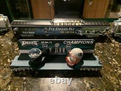 Deux Sets De Train Philadelphia Eagles Avec Affichages De Train