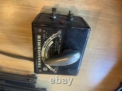 Deux ensembles de trains miniatures vintage