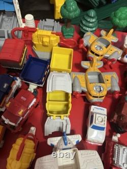 ENORME Ensemble de Train Fisher Price GeoTrax avec Bâtiments, Piste et Voitures, Lot de 195+ Pièces