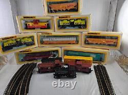 ÉNORME lot de trains vintage TYCO Bachmann avec rails pour pièces ou réparation