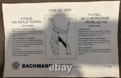 ENSEMBLE DE TRAIN HO COMPLET BACHMANN SOUTHERN AVEC TUNNEL, GARE, PAYSAGE ET PONTS NEUF