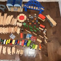 Enorme lot de rails de train en bois mélangés, ensemble limité Imaginarium ToysRUs Thomas