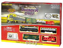Ensemble complet de train miniature à l'échelle HO avec contrôle DCC + son Bachmann Thunder Chief