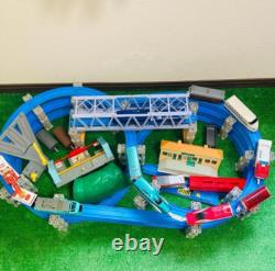 Ensemble de circuit Plarail à 3 niveaux TOMY avec train Rapit + Expo Japon