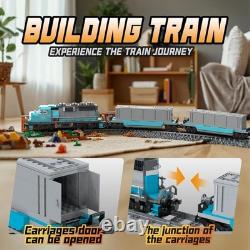 Ensemble de construction de train de fret deluxe de 1078 pièces avec moteur rechargeable et rails