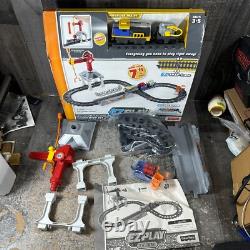 Ensemble de départ de train sur rail EZ Play Open Box de Fisher-Price