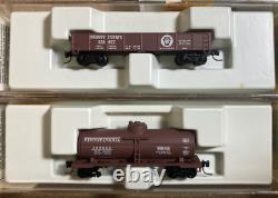 Ensemble de départ de train, voie et alimentation PRR Micro-Trains / Rokuhan à l'échelle Z