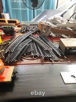 Ensemble de jouets de train de 200 pièces - Collection de rails Life Like Tyco Lionel Atlas