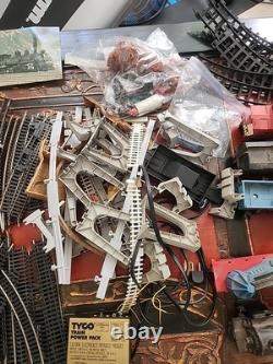 Ensemble de jouets de train de 200 pièces - Collection de rails Life Like Tyco Lionel Atlas