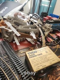 Ensemble de jouets de train de 200 pièces - Collection de rails Life Like Tyco Lionel Atlas