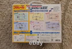 Ensemble de piste de base Tomica Tomy avec ensemble de piste supplémentaire et 3 ensembles de trains motorisés