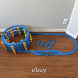 Ensemble de rails de train Plarail courbés, droits, aiguillage, pont, état d'occasion, jouets