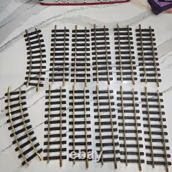 Ensemble de rails en laiton LGB G Scale Model Train comprenant 12 rails droits et 4 rails courbés Ensemble de rails en laiton LGB G Scale Model Train comprenant 12 rails droits et 4 rails courbés