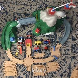 Ensemble de rails et routes de train de montagne Fisher Price Flip Track