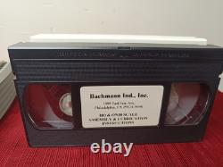 Ensemble de train Bachmann Wonderland Express avec 4 wagons, 16 pièces de rail et contrôleur