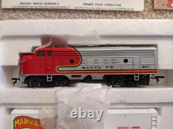 Ensemble de train HO Bachmann Mainstreet Express Santa FE. Piste circulaire 3X3. Neuf