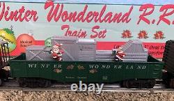 Ensemble de train LIONEL 6-31901 Winter Wonderland avec locomotive à vapeur et wagon musical.