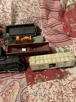 Ensemble de train Lionel Type ZW avec contrôleur, plus tout le rail, la locomotive et les voitures des années 1950.