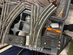 Ensemble de train Lionel vintage, lot de rails, échelles, pièces, etc. NON TESTÉ, PIÈCES