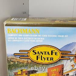 Ensemble de train Santa Fe Flyer HO de Bachmann VTG avec système de voie supplémentaire E-Z, pas de boîte de wagonnet