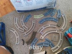 Ensemble de train Thomas, rails, etc.