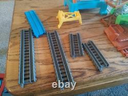 Ensemble de train Thomas, rails, etc.