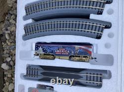 Ensemble de train Trump avec un grand lot de rails échelle HO, locomotive et 6 wagons