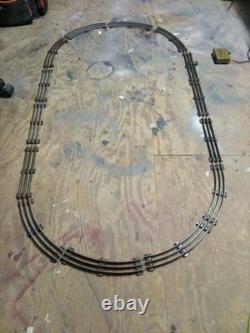 Ensemble de train à échelle O Lionel, voie en bon état