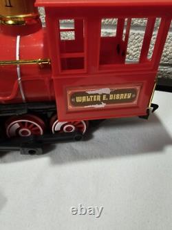 Ensemble de train de chemin de fer des parcs Disney exclusif avec lumières et sons, avec voie d'expansion