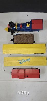 Ensemble de train de marchandises Disney O Gauge Lionel avec rail EZ Bachmann uniquement. TESTÉ