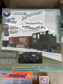 Ensemble de train diesel Lionel Junction Pennsylvania avec piste supplémentaire rapide.