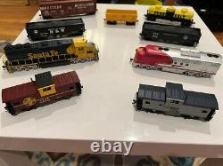 Ensemble de train électrique HO Bachmann 6' ovale avec locomotive, wagons, alimentation et EZ